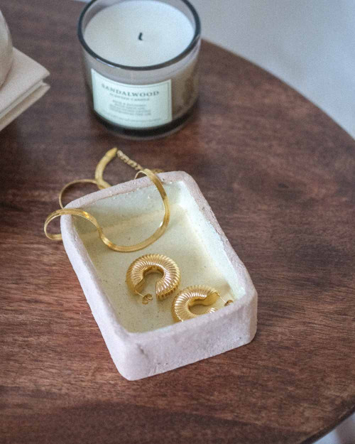 Caleta Jewelry Box