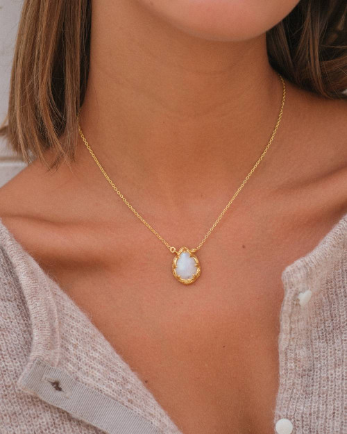 Groovy Moonstone Necklace