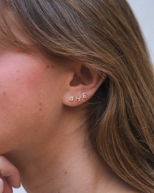 Mini Inicial Earrings